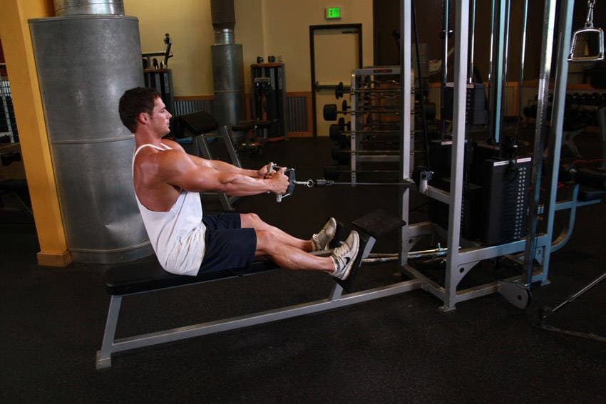 Seated cable row: Arms straight